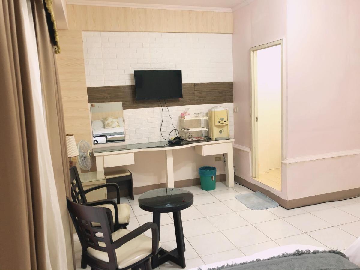 Yun'S Homestay 羅東鎮 エクステリア 写真