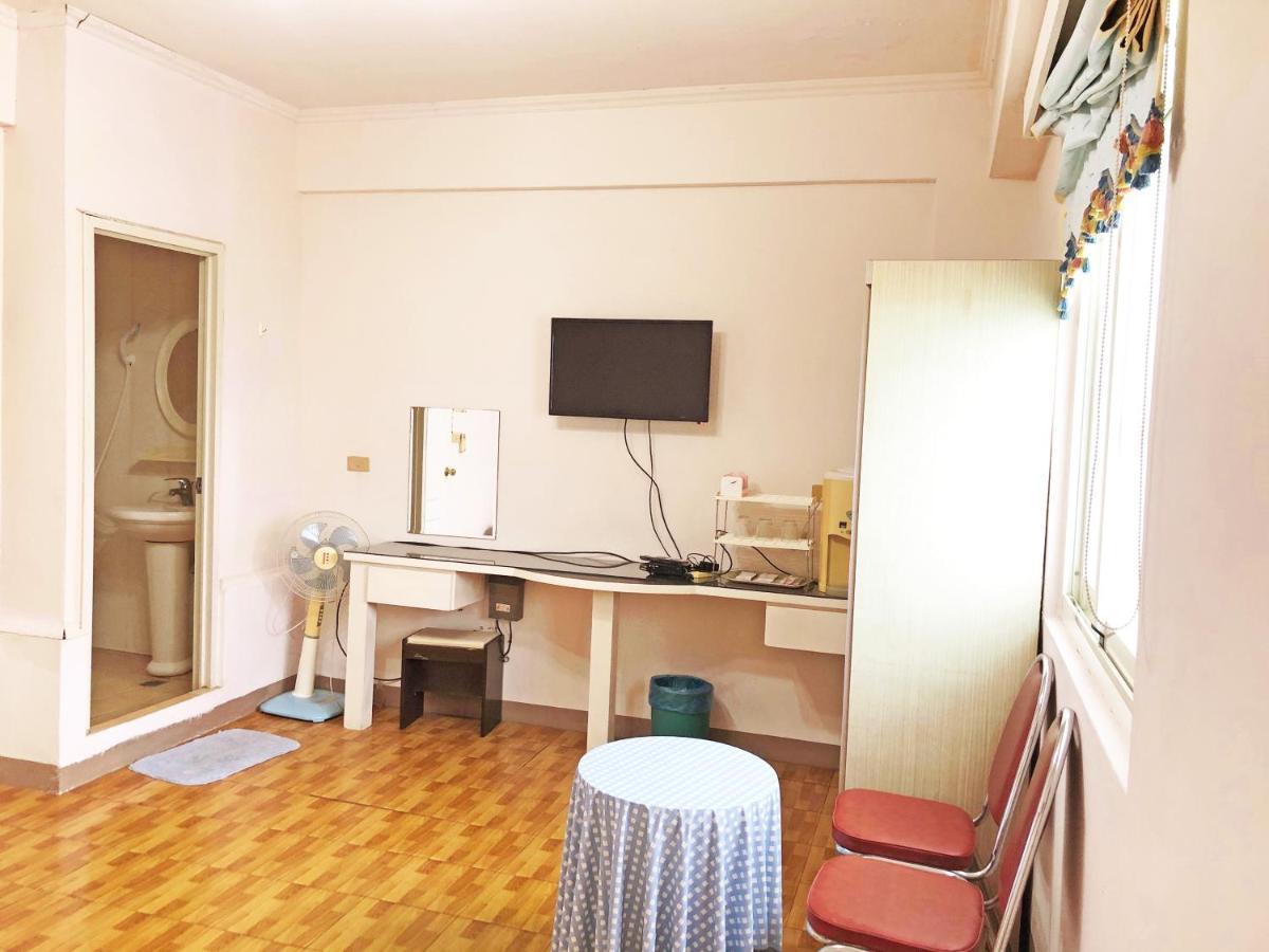 Yun'S Homestay 羅東鎮 エクステリア 写真