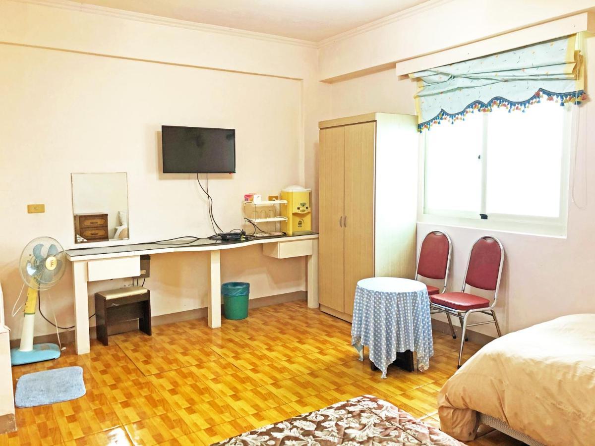 Yun'S Homestay 羅東鎮 エクステリア 写真